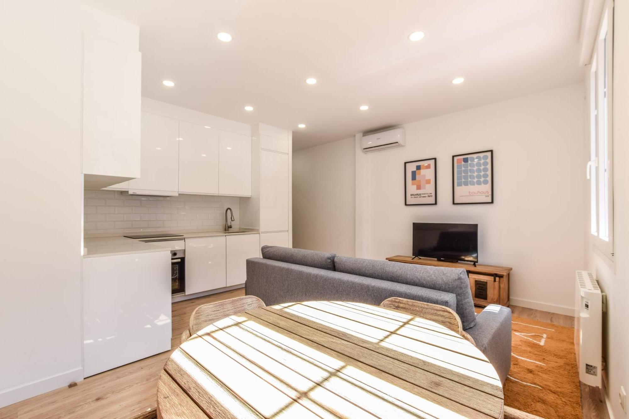 Apartamentos En La Avda De La Albufera Alquiler Temporal 마드리드 외부 사진
